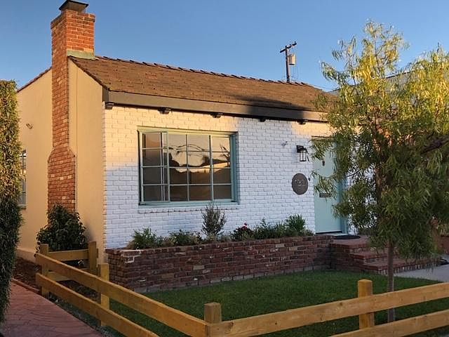 1st image of 130 Covina Ave