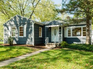 702 E Fairlawn Dr, Urbana, IL