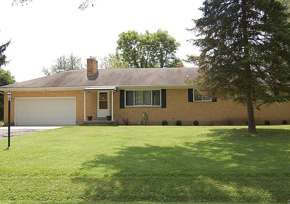 1st image of 3331 Maplewood Dr