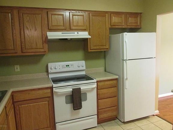 3rd image of 1517 La Fontenay Ct #1517