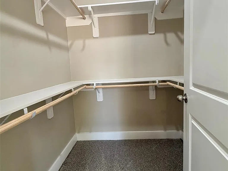 1816 Ryon St — Photo 10