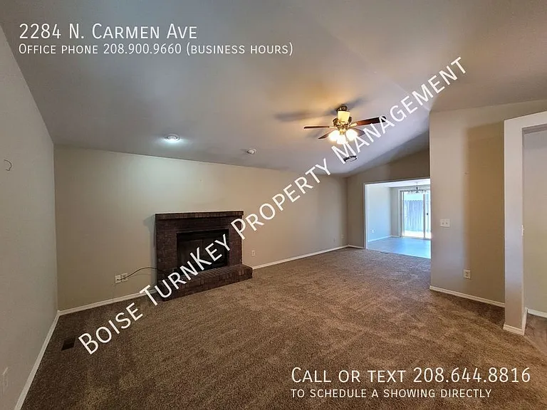 2284 N Carmen Ave — Photo 24