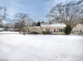 1896 Perth Rd, Madison, OH 44057