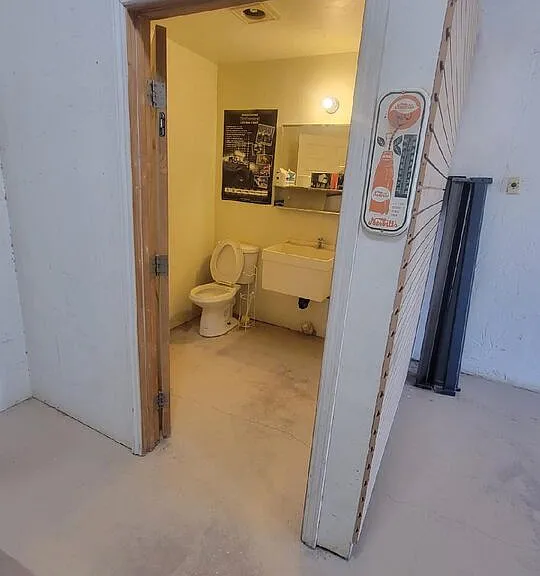 2104 Thomas R Cannell Rd — Photo 5