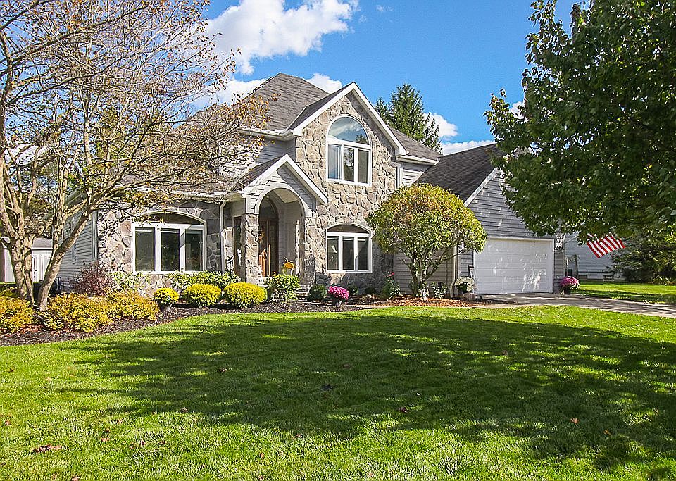 1st image of 14889 Lancelot Ln W