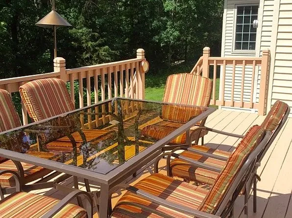 136 Acorn Ln, West Salem, WI 54669