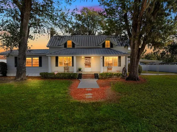 611 N Wiggins Rd, Plant City, FL 33566