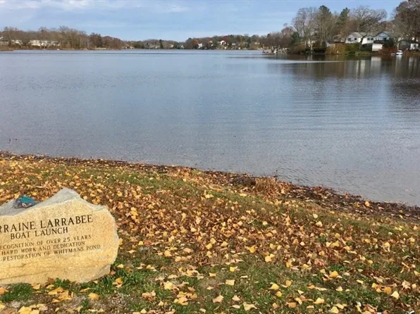 11 Lakeside Ave, Weymouth, MA 02189
