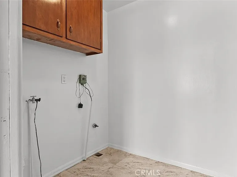 19349 Friar St — Photo 25