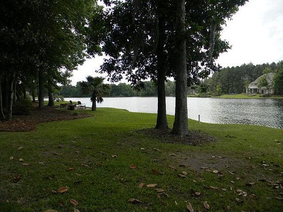5th image of 4606 Hickory Creek Cir