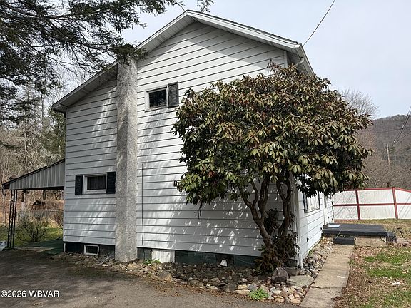 5th image of 597 Main Rd