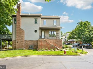 8816 Ridge Ave APT 17, Philadelphia, PA 19128