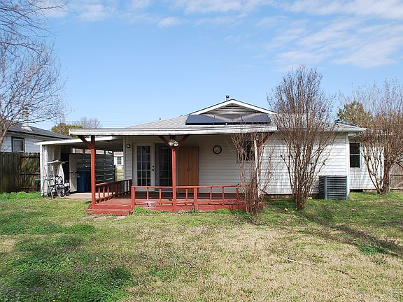 2nd image of 2604 W Johnson St