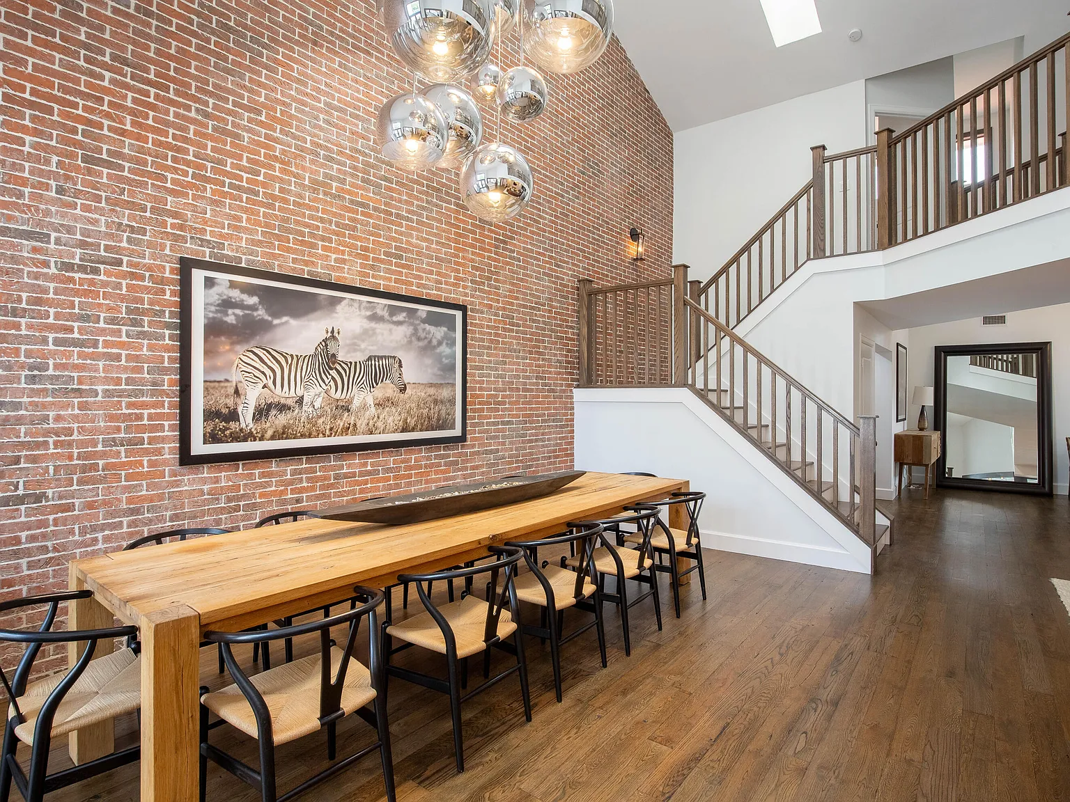 4 bed, 4.5 bath, 3167 sqft, $21,000 — Photo 4