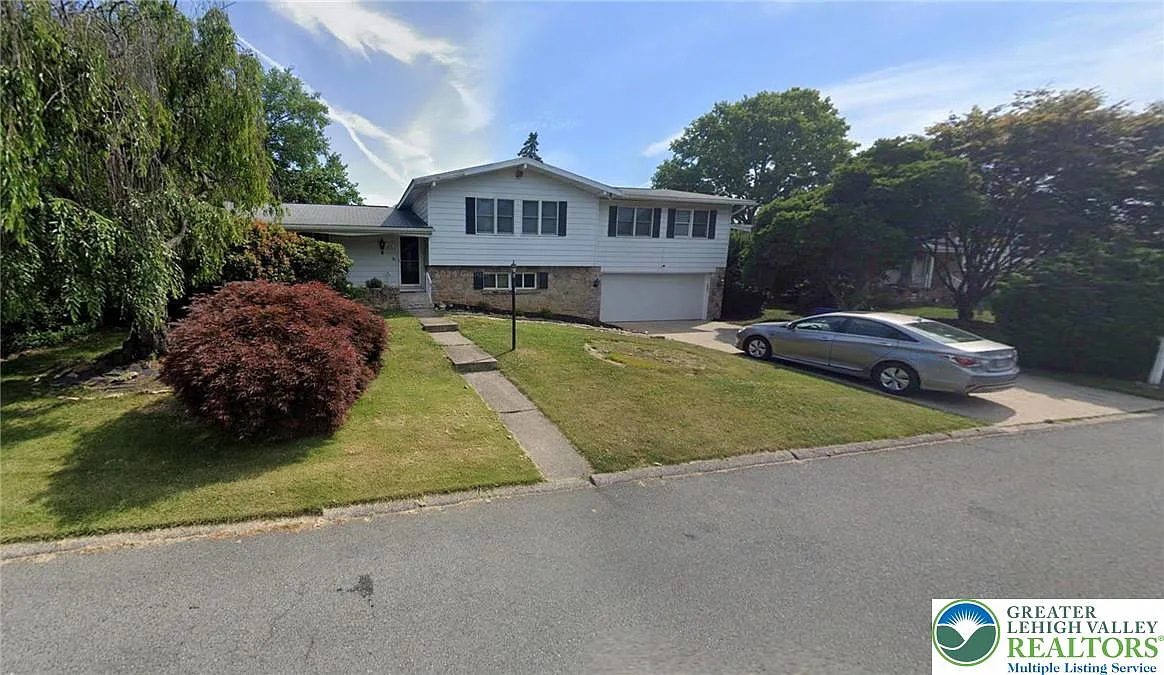 811 S Glenwood St photo 1