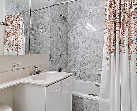 5th image of 2 S End Ave APT 8W