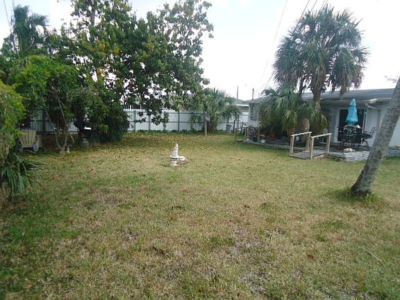 3rd image of 18000 NW 42nd Pl