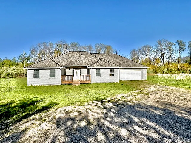 4 bed, 3064 sqft, $3,000 — Photo 1