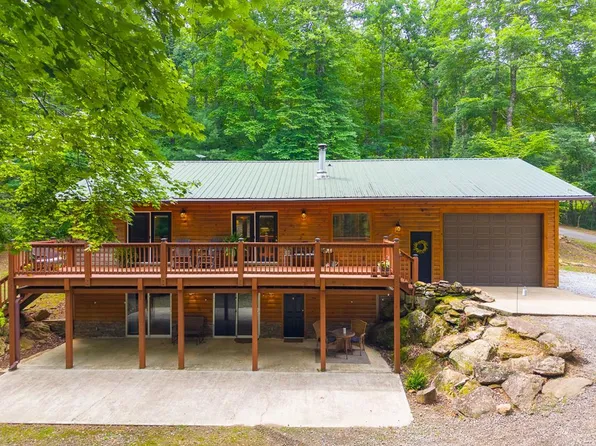 231 Cedar Creek Farm Rd, Tuckasegee, NC 28783