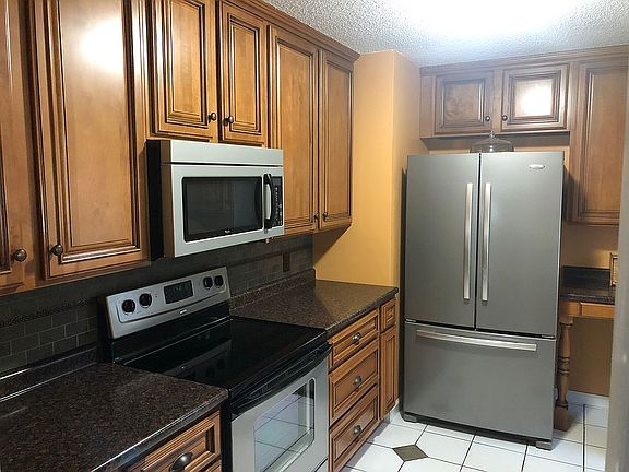 3rd image of 2324 Quillen Dr