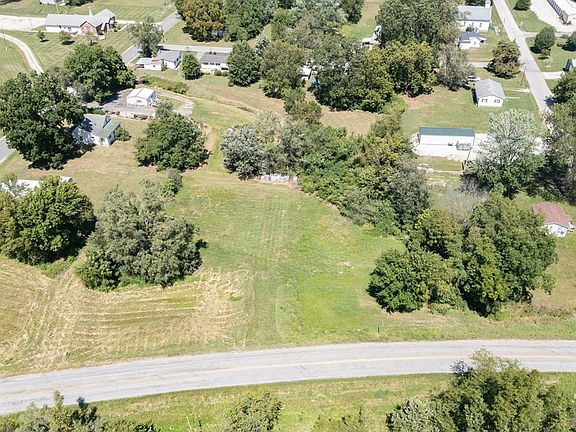 3rd image of 717 S Weber Ave