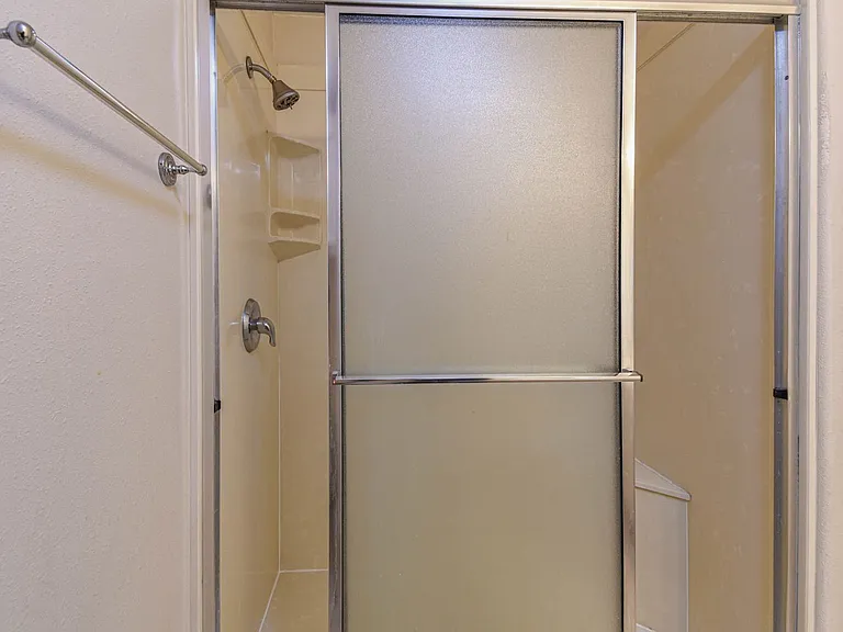 213 Foster St — Photo 18