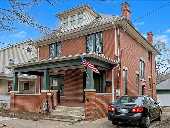 3rd image of 608 7th St