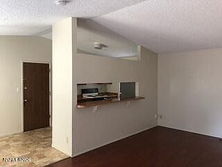 4th image of 2495 Sunray Dr