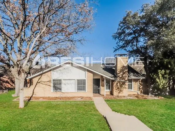 3105 Princess Ln, Plano, TX 75074