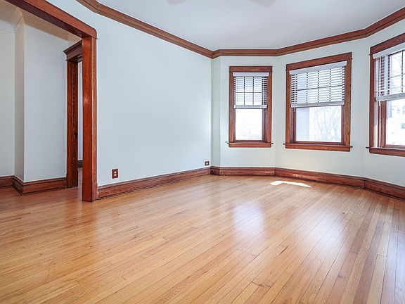 5th image of 1001 Wesley Ave #2