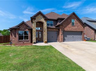 1706 SW Hayfield Ave, Bentonville, AR 72713