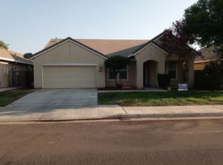 6817 E Alta Ave, Fresno, CA 93727