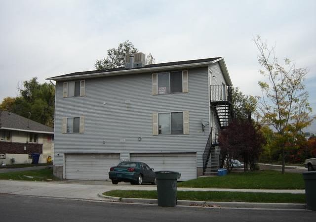 1st image of 2363 S Green St #B