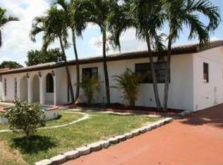 1343 W 82nd St, Hialeah, FL 33014