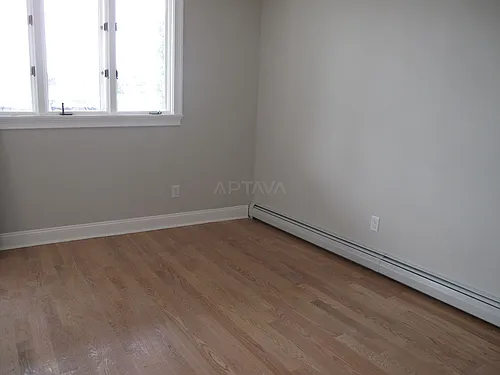 203 Elm St #4 Photo 1
