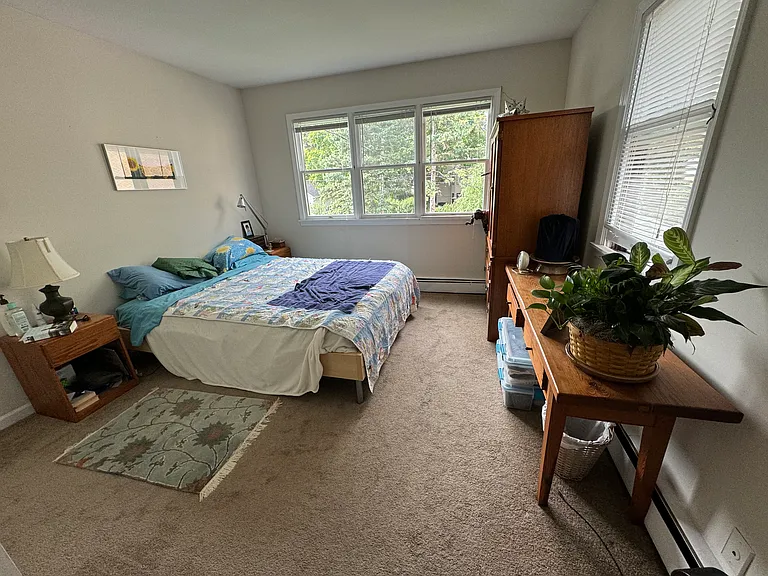 431 W Franklin Ave #2 — Photo 9