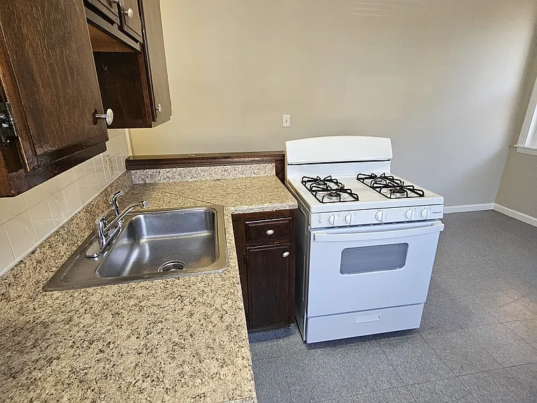 191 Wooster St #C02 — Photo 3
