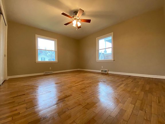 Bedroom #1