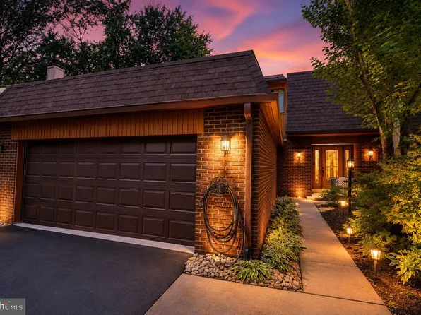 3615 Devilwood Ct, Fairfax, VA 22030