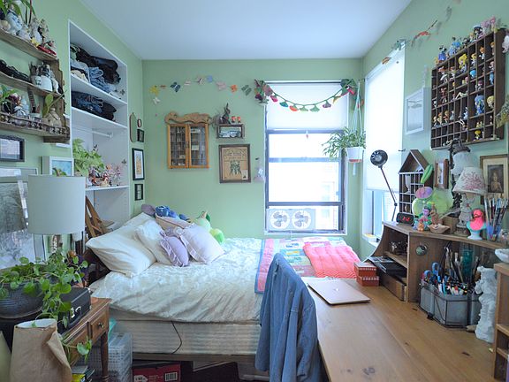 4th image of 43 Park Vale Ave