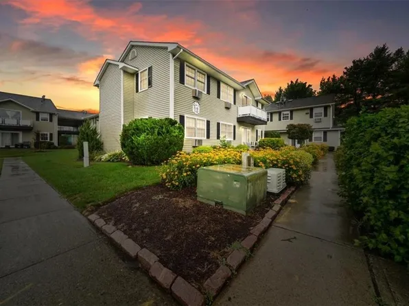 100 Hillside Drive #G16, Middletown, NY 10941