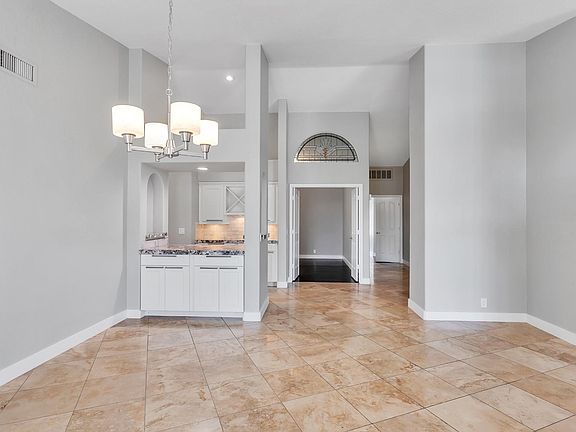 4th image of 4818 E Aire Libre Ave