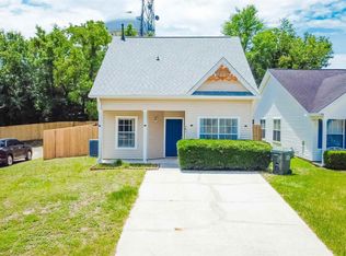 141 Wildflower Ln, Pensacola, FL 32514