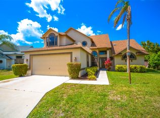 1581 Bayridge Pl, Wellington, FL 33414
