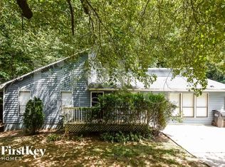 422 Ridgetop Dr NW, Acworth, GA 30102