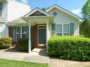 40 Signet Dr, Durham, NC 27704