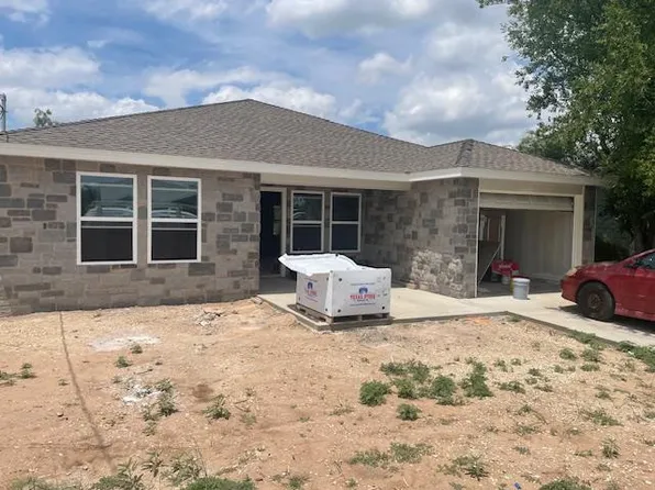 640 W Avenue Y, San Angelo, TX 76903