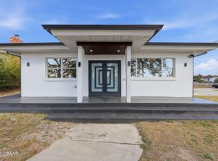 2061 S Peninsula Dr, Daytona Beach, FL 32118