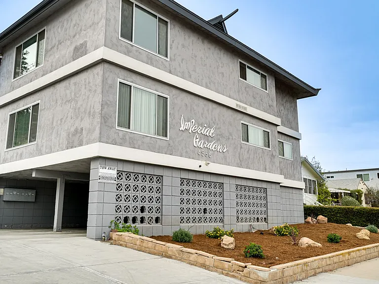 Imperial Gardens Apartments — Photo 30