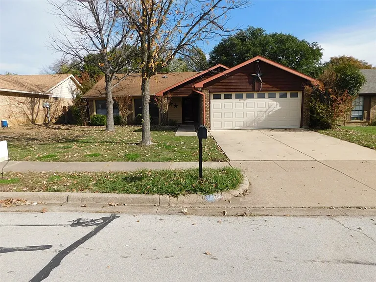 8232 Meadowbrook Dr — Photo 19
